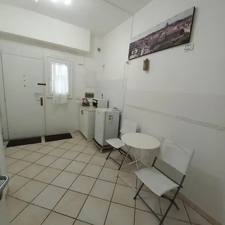 La Casetta Di Paola Gasthof Rom
